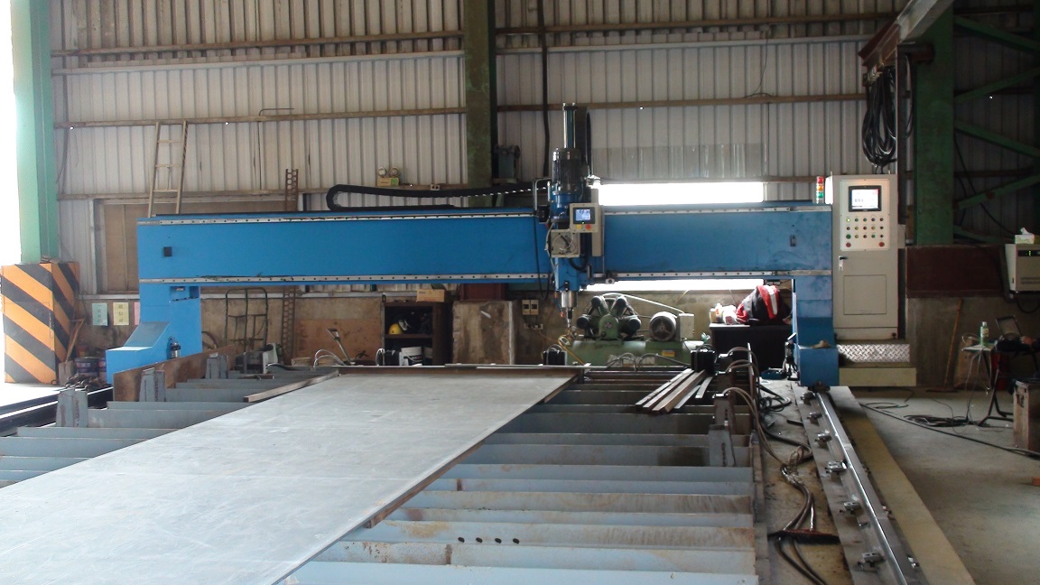  CNC gantry drilling machine